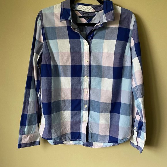 Tommy Hilfiger Tops - BOGO Tommy Hilfiger Checkered Button Down Size L